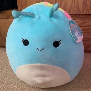 Snail squishmallow